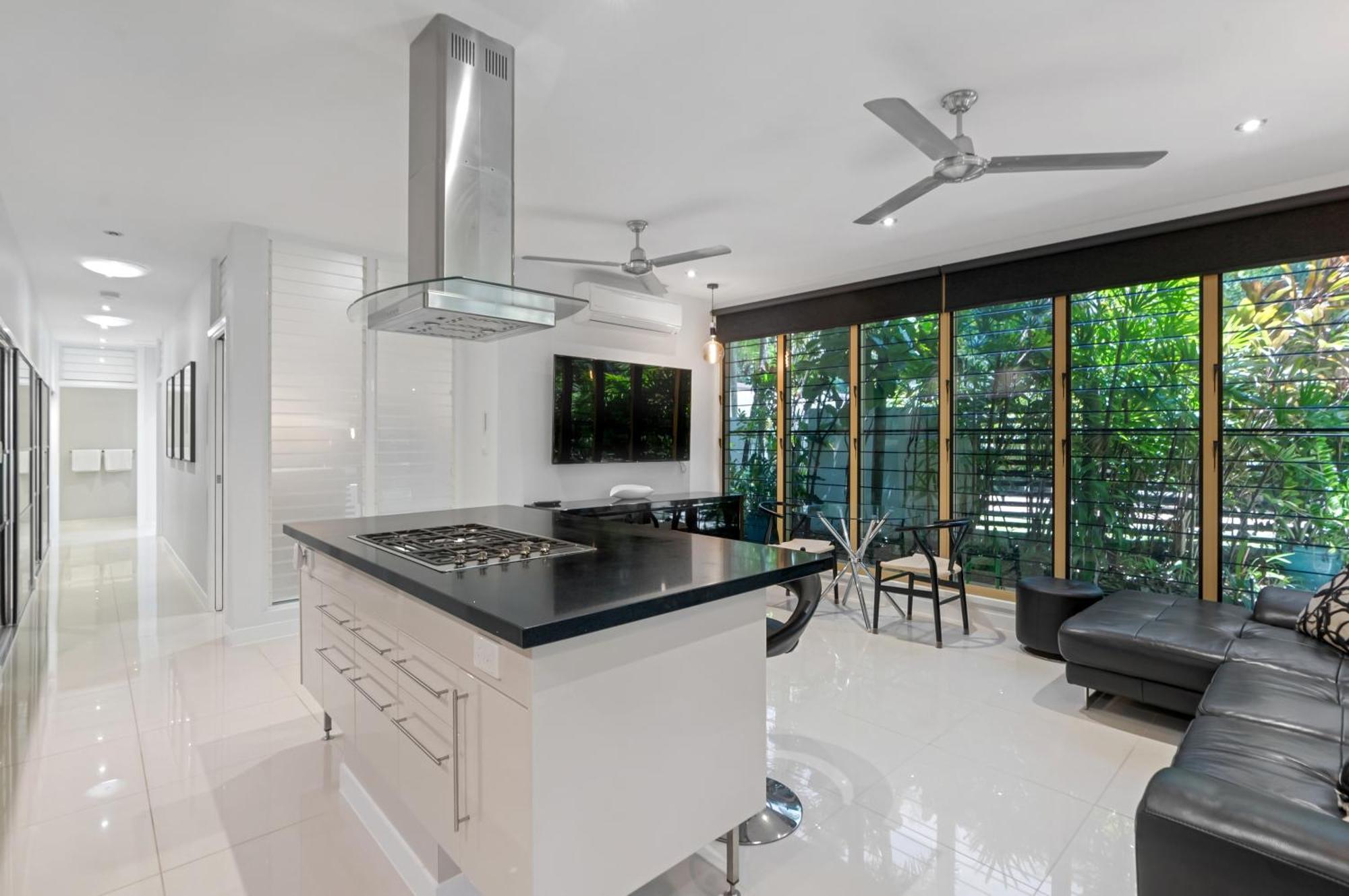 Sanctuary Palm Cove Aparthotel Екстериор снимка
